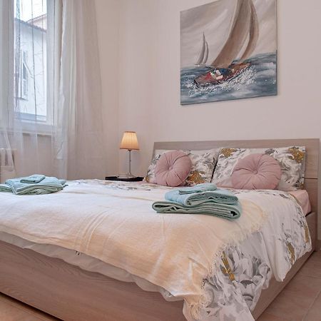 L'Angolo Di Grace Apartamento Livorno Exterior foto